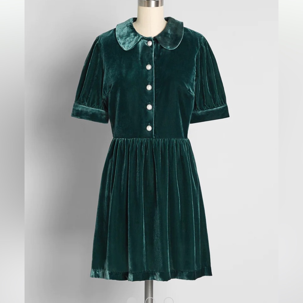 Modcloth Lavishly Laudable Velvet Mini Dress NWT 6